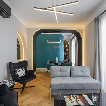 King By Luxlikehome Appartamento Salonicco